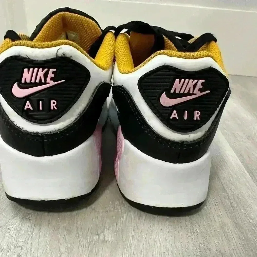 Nike Air Max 90 Leather GS 'Black Light Arctic Size 2Y